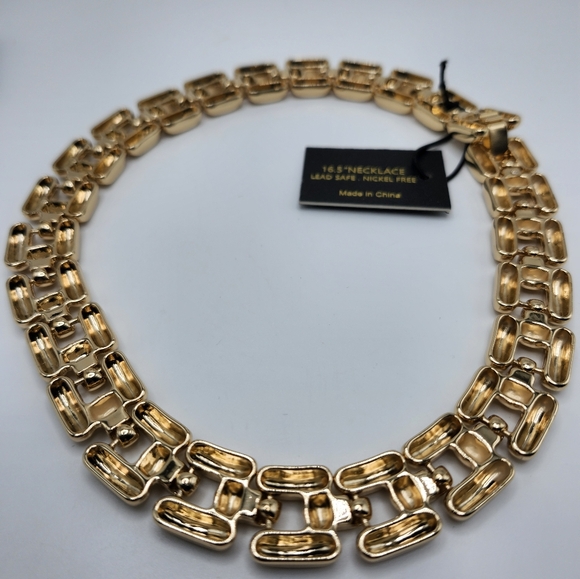 HOUSE OF HARLOW 1960 gold tone bib necklace. New with Tag NWT & fashion earrings - Picture 6 of 6